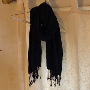 Bindya New York| Black Scarf with Fringe